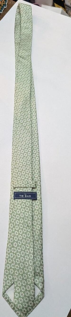 Tie Bar Men's Green & White Floral Pattern Skinny Necktie - Stain Resistant